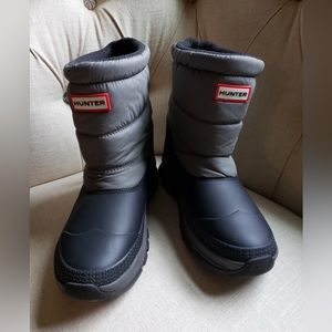 Brand New HUNTER original insulated Short  Snow Boots for Wemen with tags